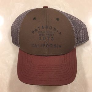 Patagonia Lo-Rise trucker hat like new